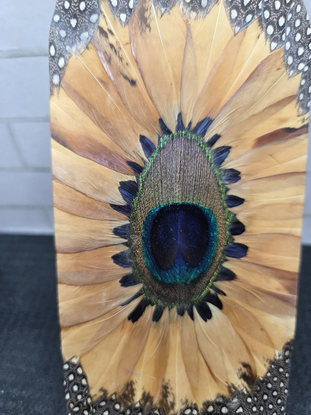 1379. Vintage Lee Sands Peacock Feather Eye Glass Holder - Picture 2 of 6